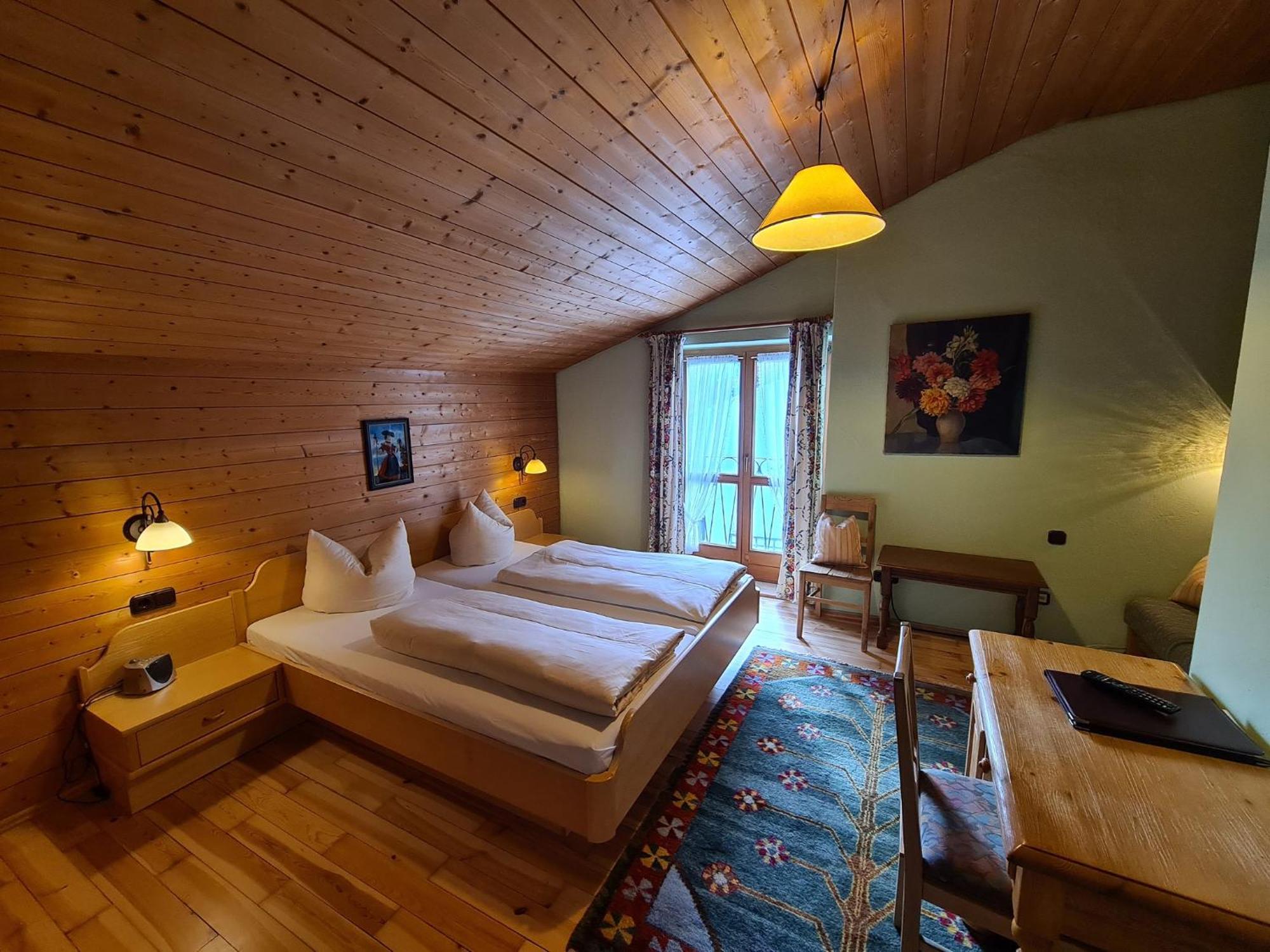 Hotel Altwirt Lenggries Exteriör bild